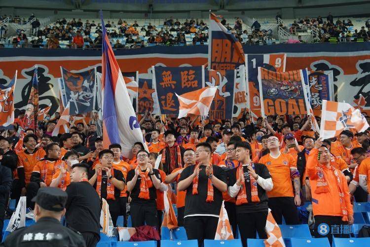 都知道叶家今日要遭劫难，所有人避之不及。